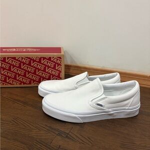 Like-New White Vans Slip On Sneakers - Women’s Size 7